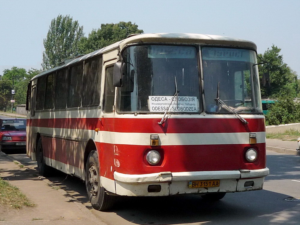 Лаз 699 автобус дальнего. ЛАЗ 699 турист. Автобус ЛАЗ 699. Автобус ЛАЗ 699 турист. ЛАЗ 699 красный.