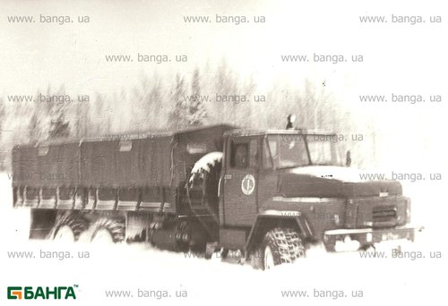 Движение автомобиля КрАЗ-260 по снежной целине