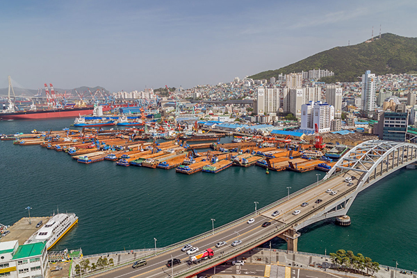 самый большой порт в мире - Порт Пусан