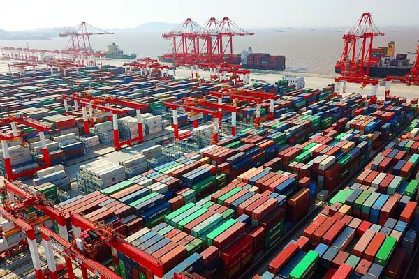 самый большой порт в мире - Шанхайский порт