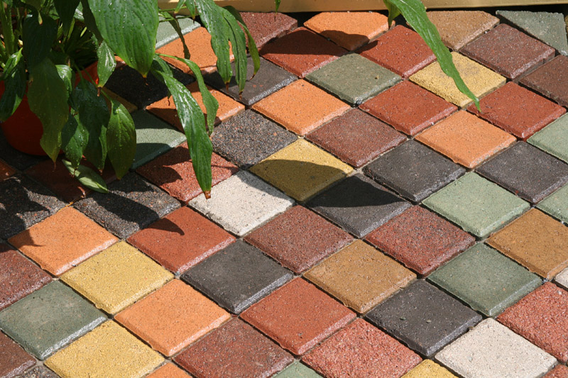 Резиновая краска для плитки тротуарной –  для бетонной плитки .